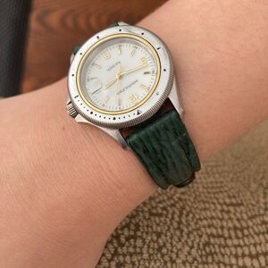 Hamilton Ref. 9778 Quartz “Sub 660 ft” Womens Sports Watch – 1990s